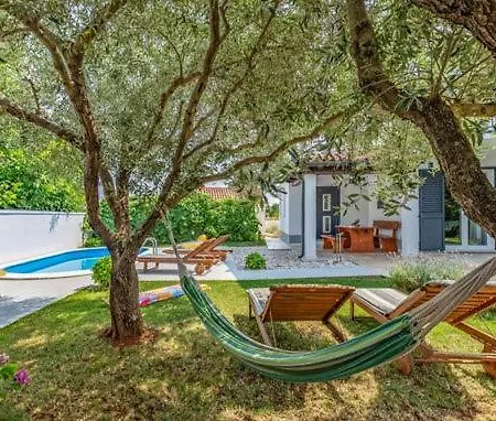 Casa Lavanda Holiday home Valbandon