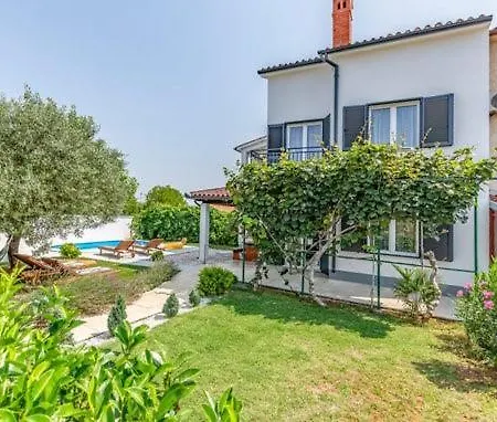 Casa Lavanda Holiday home Valbandon