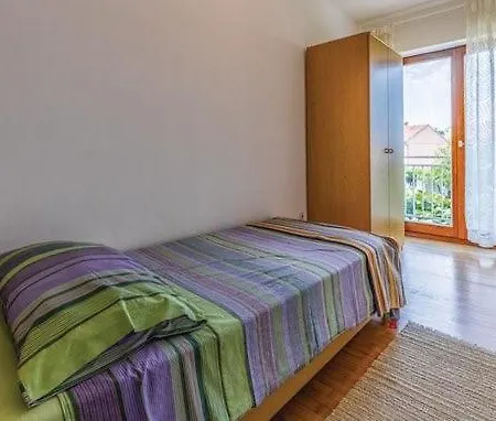 Casa Lavanda Holiday home Valbandon